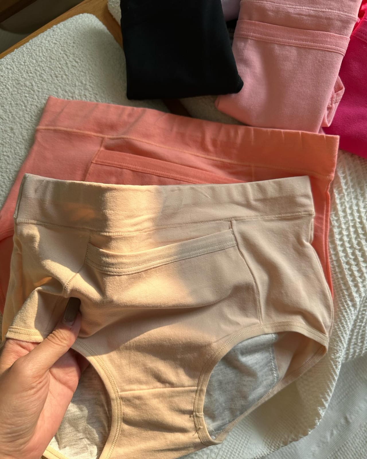 Leak-Proof Period Panty – Ultimate Comfort & Protection
 Menstrual Panty – Stay Dry, Stay Confident Absorbent Period Panty for Day & Night
Seamless Period Underwear – No Leaks, No Worries
 Reusable Period Panty – Eco-Friendly Protection