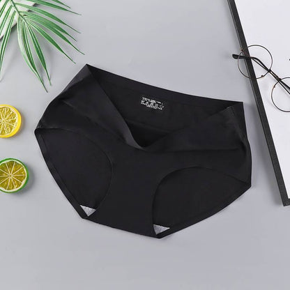 ✨ Seamless Ice Silk Panty – Ultra Soft & Invisible Comfort