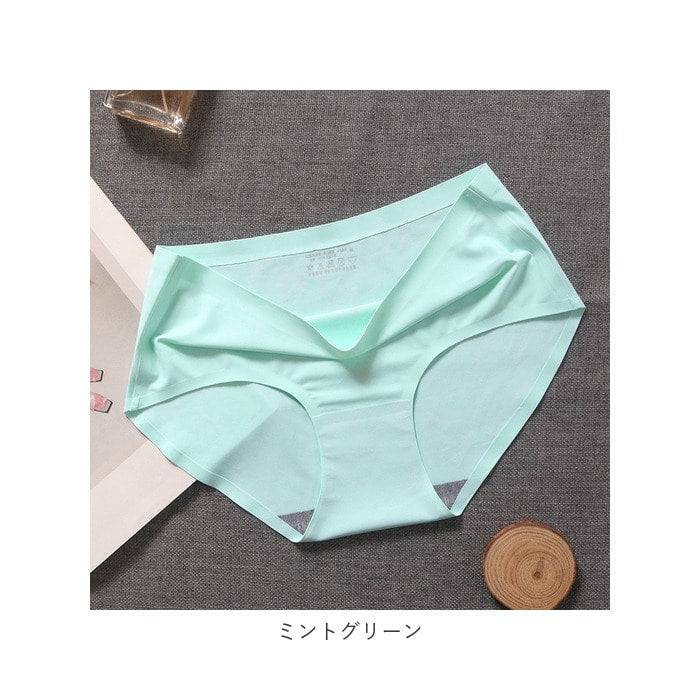 ✨ Seamless Ice Silk Panty – Ultra Soft & Invisible Comfort