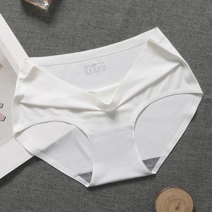 ✨ Seamless Ice Silk Panty – Ultra Soft & Invisible Comfort